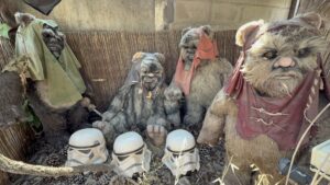 ecorados con naves y robots de Star Wars en el castillo de Valoria la Buena